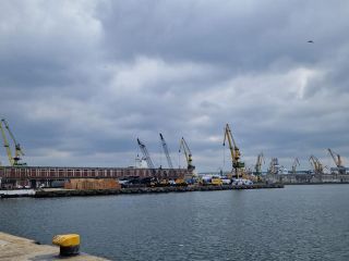 Kazakhstan borders with Europe through the Romanian port